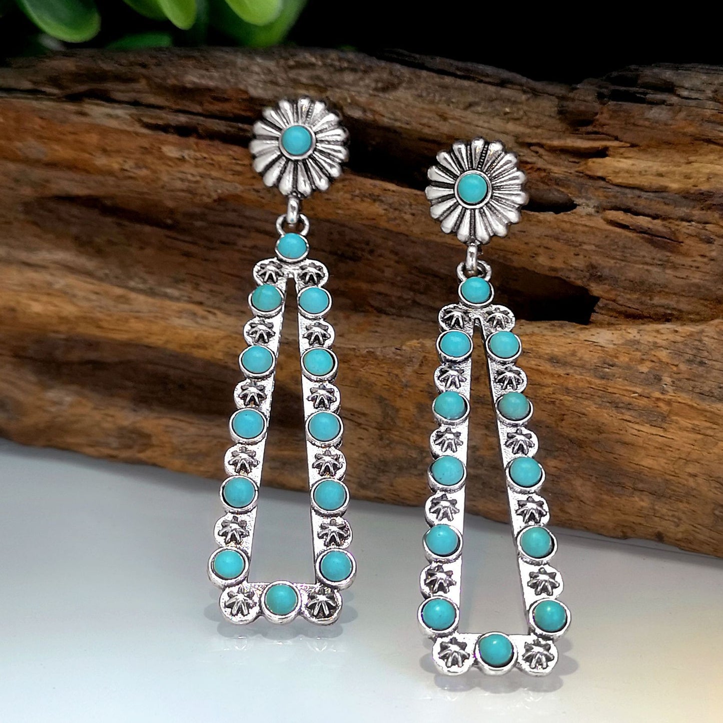 Lady Literature Retro Turquoise Long Triangle Earrings