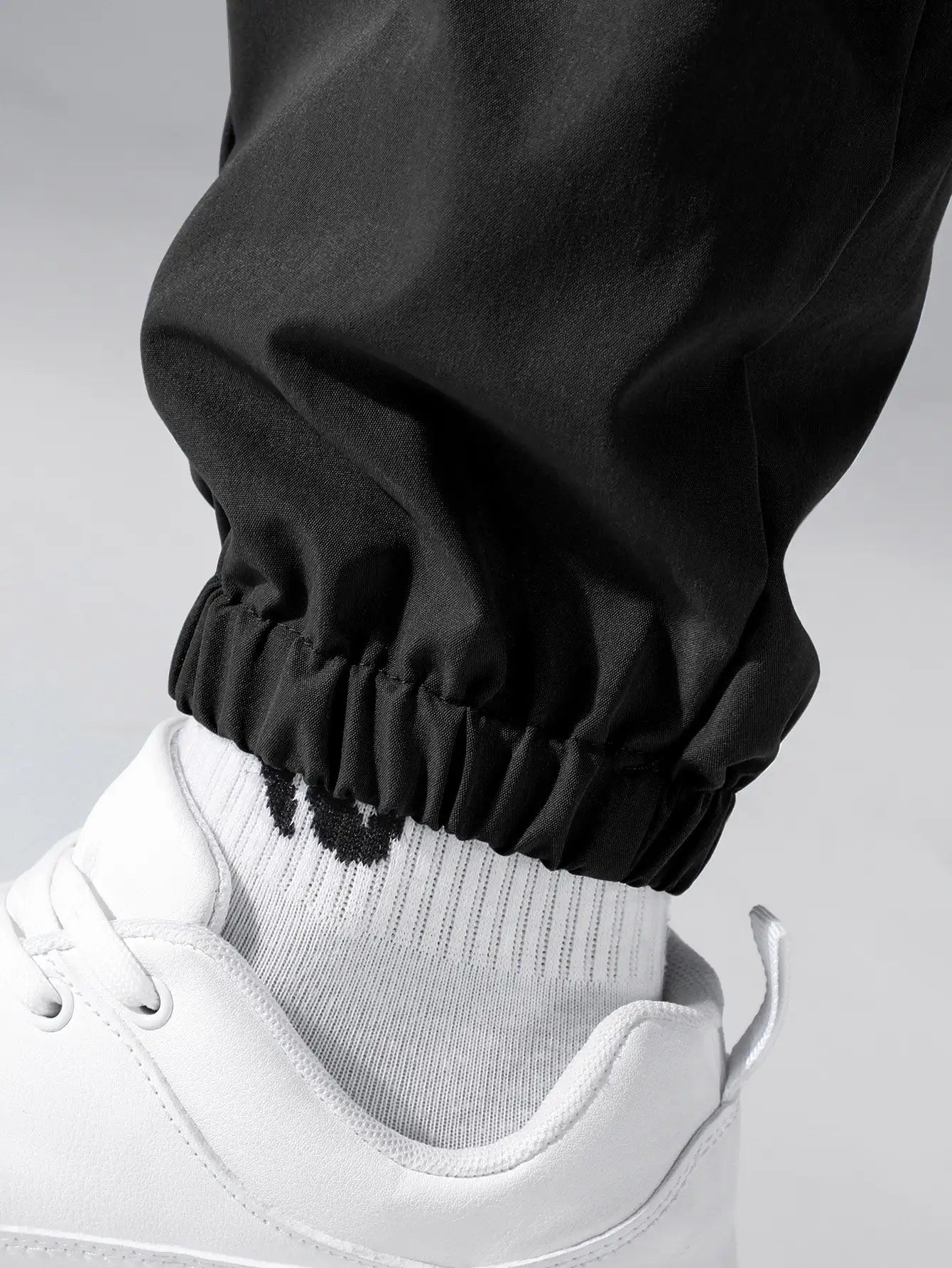 Men Flap Pocket Side Drawstring Waist Pants