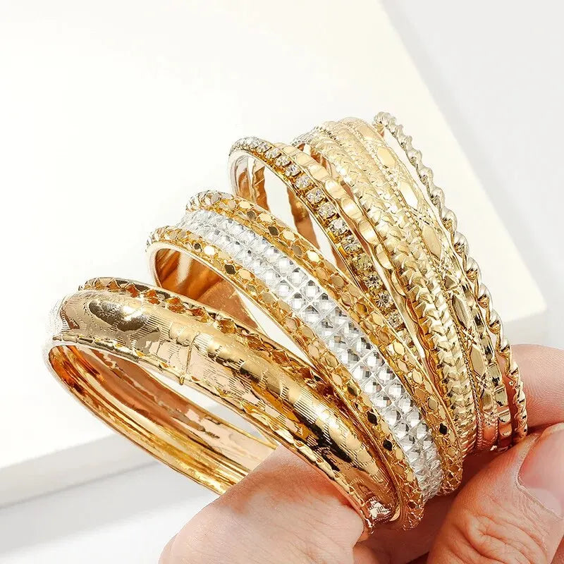 9 Fashionable And Trendy Bracelet Niche Designs For Girls Light Luxury New Hand Jewelry Gifts