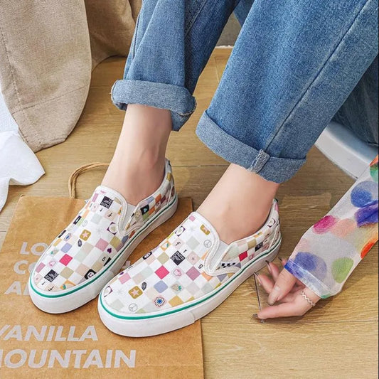 Womens Canvas Shoes Multicolor Checkerboard Design Female Slip-On Shoes Girls Flats 2023 New Fashion Sneakers Plus Size 35-44